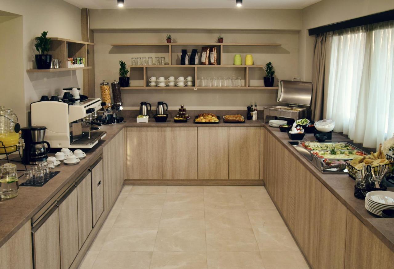 Athens Iris Hotel Екстериор снимка