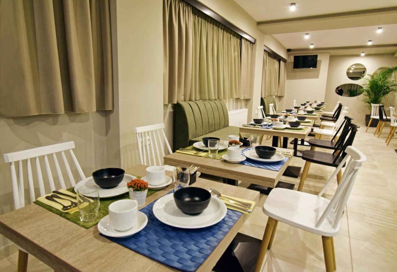 Athens Iris Hotel Екстериор снимка